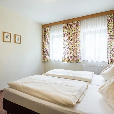 Tannenhof 3* Wagrain