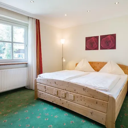 Aparthotel Tannenhof 3*