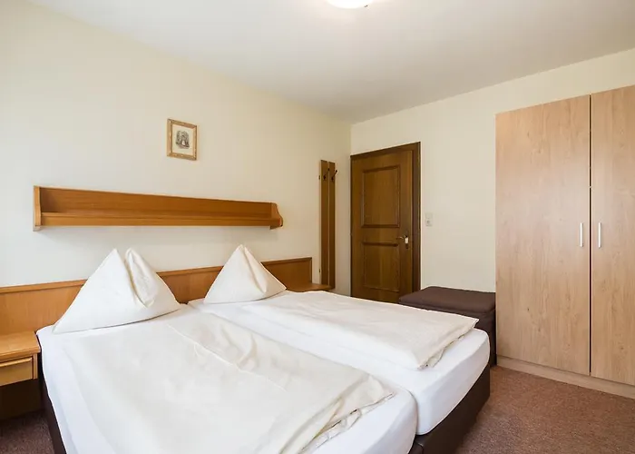 Tannenhof Apartmanhotel 3*